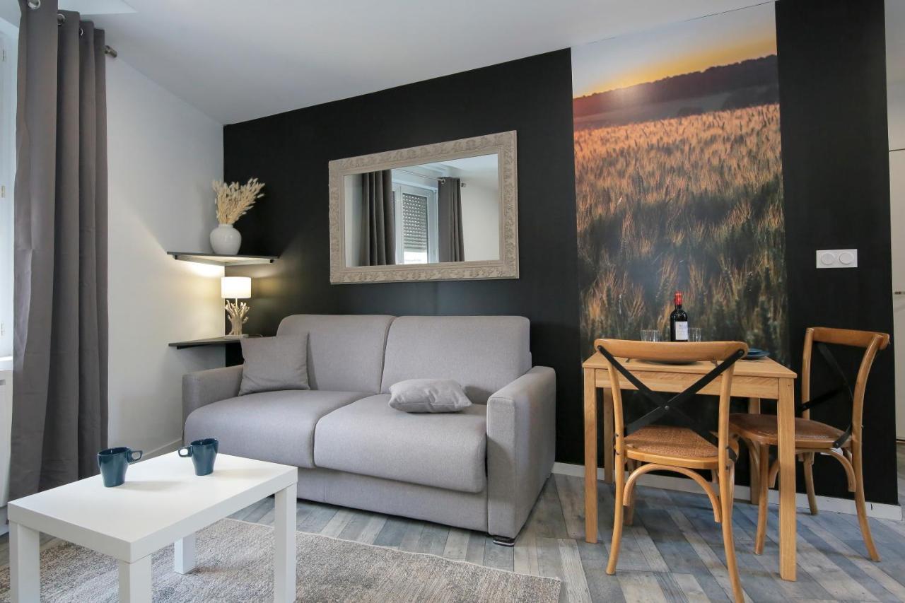 Les Champs, T2 Hypercentre Chic Et Cosy Wifi Par Sovalfi Apartment Vila Velha Exterior foto