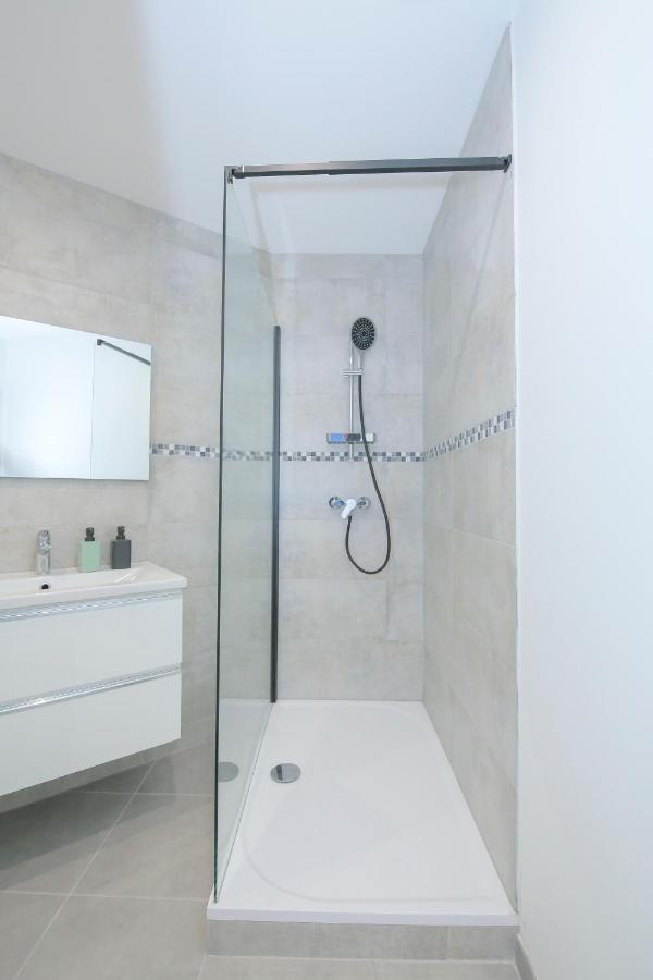 Les Champs, T2 Hypercentre Chic Et Cosy Wifi Par Sovalfi Apartment Vila Velha Exterior foto